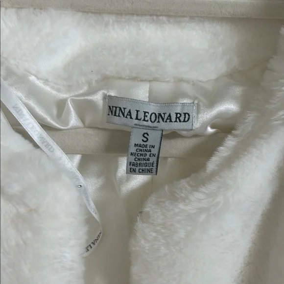Nina Leonard Ivory Faux Fur Jacket - Picture 2 of 9